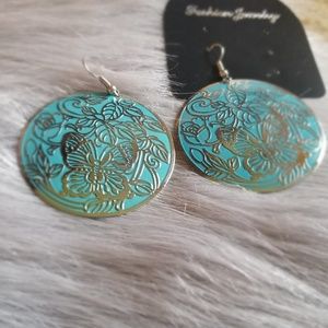 3/$18 🦋 Boho Butterfly Dangle Disc Earrings
